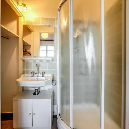 Les 3 Couronnes- L'annexe-1 Saint-Jean-de-Luz